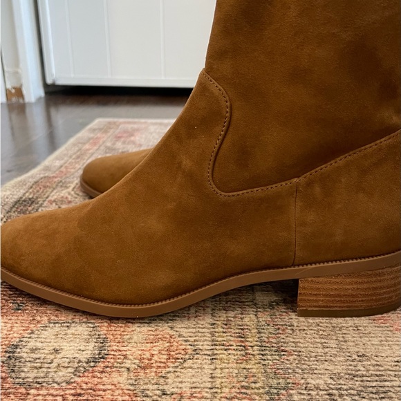 New with box Caslon Susana suede ankle boots Sz 7.5 - Picture 3 of 7